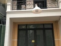 Bán nhà HXH trệt 3 lầu có nội thất cao cấp DT: 4.5X15m ở Nguyễn Kiệm Bán nhà HXH trệt 3 lầu có nội thất cao cấp DT: 4.5X15m ở Nguyễn Kiệm