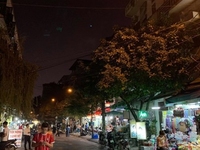 Bán gấp nhà phố Tây Sơn, 65m2, 3 tầng, MT 15m, lô góc KD, giá 13.4 tỷ. Bán gấp nhà phố Tây Sơn, 65m2, 3 tầng, MT 15m, lô góc KD, giá 13.4 tỷ.