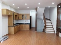 Bán nhà ngõ 898 Đường Láng diện tích 35 m xây 5 tầng giá chỉ 3,5 tỷ Bán nhà ngõ 898 Đường Láng diện tích 35 m xây 5 tầng giá chỉ 3,5 tỷ