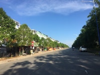 Bán gấp lô đất 300m2 đối diện trường học sát chợ bệnh viện Bán gấp lô đất 300m2 đối diện trường học sát chợ bệnh viện