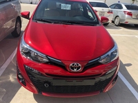 Toyota yaris 1.5G màu đỏ nhập khẩu giao ngay Toyota yaris 1.5G màu đỏ nhập khẩu giao ngay