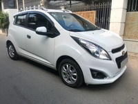 Gia đình bán Chevrolet Spark LTZ 2015 màu trắng rất mới nha Gia đình bán Chevrolet Spark LTZ 2015 màu trắng rất mới nha