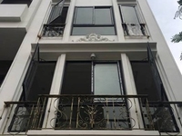 Chính chủ cần bán nhà ngõ 73 Nguyên Hồng dt 35 m2 x4t 3,45 tỷ Chính chủ cần bán nhà ngõ 73 Nguyên Hồng dt 35 m2 x4t 3,45 tỷ