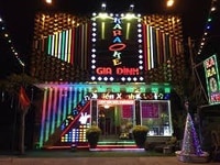 Italia Karaoke Tuyển Phục Vụ Nữ Italia Karaoke Tuyển Phục Vụ Nữ
