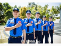 Tuyển nam nữ bảo vệ chung cư, văn phòng, giữ kho, giữ xe lương cao Tuyển nam nữ bảo vệ chung cư, văn phòng, giữ kho, giữ xe lương cao