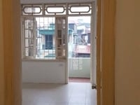 Cho thuê nhà riêng tại Đặng Tiến Đông, DT 40m2 x 4tầng. Giá: 16tr. Cho thuê nhà riêng tại Đặng Tiến Đông, DT 40m2 x 4tầng. Giá: 16tr.