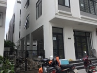 Cho thuê Tầng 1 Shophouse Vinhome Gardenia Mỹ Đình, 94m2, giá chỉ 20tr Cho thuê Tầng 1 Shophouse Vinhome Gardenia Mỹ Đình, 94m2, giá chỉ 20tr