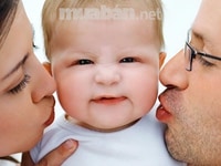 Bé nhà mình 3 tuổi, bé hiếu động nhưng biếng ăn, cần người chăm sóc bé Bé nhà mình 3 tuổi, bé hiếu động nhưng biếng ăn, cần người chăm sóc bé