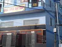 Nhà 2 mặt tiền mới xây 2 lầu 2,85 tỷ, đường 7m thông, hỗ trợ vay 70% Nhà 2 mặt tiền mới xây 2 lầu 2,85 tỷ, đường 7m thông, hỗ trợ vay 70%