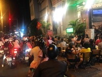 Tuyển 10 nhân viên nam/nữ phục vụ quán nhậu Tuyển 10 nhân viên nam/nữ phục vụ quán nhậu