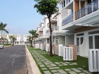 Chuyên nhà phố Lovera Park Bình Chánh, 5*15m, 1 trệt, 2 lầu Chuyên nhà phố Lovera Park Bình Chánh, 5*15m, 1 trệt, 2 lầu