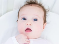 Gia đình cần tìm 1 người giữ bé 1 người giúp việc nhà 1 người chăm bà Gia đình cần tìm 1 người giữ bé 1 người giúp việc nhà 1 người chăm bà