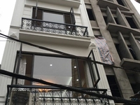 Bán nhà xây mới ngõ phố Chùa Láng dt 60 m2 x 7,5 t mới giá 16 tỷ Bán nhà xây mới ngõ phố Chùa Láng dt 60 m2 x 7,5 t mới giá 16 tỷ