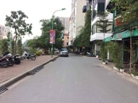 Bán mảnh đất 80m2 phố Việt Hưng, đường 25m, vỉa hè, 6.4 tỷ Bán mảnh đất 80m2 phố Việt Hưng, đường 25m, vỉa hè, 6.4 tỷ