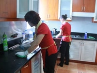 Nhà em cần tìm gấp 1 chị chăm mẹ già, 2 cô giúp việc và 1 chị giữ trẻ Nhà em cần tìm gấp 1 chị chăm mẹ già, 2 cô giúp việc và 1 chị giữ trẻ