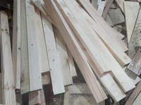 Nam gỗ thông pallet 3 x 8 x 110 Nam gỗ thông pallet 3 x 8 x 110