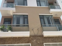 Bán nhà 2 lầu 1 trệt Đường Lê Văn Chí, Linh Trung, Quận Thủ Đức Bán nhà 2 lầu 1 trệt Đường Lê Văn Chí, Linh Trung, Quận Thủ Đức
