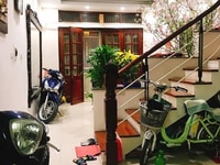 Hai Ba Trưng-3 bước ra hồ-oto tránh-kinh doanh-an ninh,an sinh tốt Hai Ba Trưng-3 bước ra hồ-oto tránh-kinh doanh-an ninh,an sinh tốt