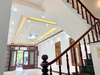 Cần bán nhà 4 tầng cực đẹp đường Nguyễn Đình Tứ Cần bán nhà 4 tầng cực đẹp đường Nguyễn Đình Tứ