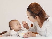 Nhà đang cần 1 người giúp việc nhà 1 giữ em bé 1 chăm người già Nhà đang cần 1 người giúp việc nhà 1 giữ em bé 1 chăm người già