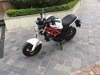Ducati Monster màu trắng chính chủ biển HN 2018 Ducati Monster màu trắng chính chủ biển HN 2018
