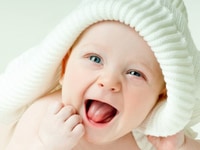 Nhà cần tìm 1 người giữ trẻ 1 người giúp việc nhà 1 người chăm bà Nhà cần tìm 1 người giữ trẻ 1 người giúp việc nhà 1 người chăm bà