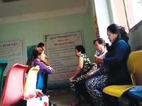 Gia đình cần tìm 1 người chăm bé 1 người giúp việc nhà 1 người chăm bà Gia đình cần tìm 1 người chăm bé 1 người giúp việc nhà 1 người chăm bà