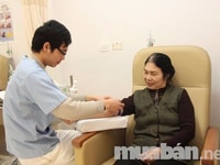 Gia đình cần tìm 1 người chăm bé 1 người giúp việc nhà 1 người chăm bà Gia đình cần tìm 1 người chăm bé 1 người giúp việc nhà 1 người chăm bà