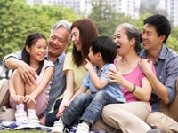Nhà đang cần 1 người giữ trẻ 1 người giúp việc nhà 1 người chăm bà Nhà đang cần 1 người giữ trẻ 1 người giúp việc nhà 1 người chăm bà