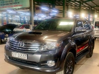 Bán Toyata Fortuner máy dầu sx 2015.Full Option Bán Toyata Fortuner máy dầu sx 2015.Full Option