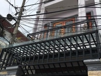 Bán nhà 1 trệt 2 lầu đường Chu Văn An,Hiệp Phú Q9 - 4.2 tỷ Bán nhà 1 trệt 2 lầu đường Chu Văn An,Hiệp Phú Q9 - 4.2 tỷ