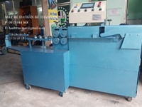 Máy bẻ đai tự động dạng đứng bàn bẻ thẳng đứng Máy bẻ đai tự động dạng đứng bàn bẻ thẳng đứng