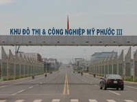 Bán lô góc MT Phố Chợ kinh doanh đông đúc giá chỉ 10tr/m2 Bán lô góc MT Phố Chợ kinh doanh đông đúc giá chỉ 10tr/m2