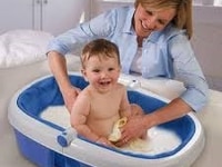 Tuyển gấp 1 giúp việc nhà 1 giữ em bé 1 chăm người già Tuyển gấp 1 giúp việc nhà 1 giữ em bé 1 chăm người già