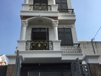 Nhà mới xây ngay chợ Hiệp Bình 3 lầu SHR chính chủ Nhà mới xây ngay chợ Hiệp Bình 3 lầu SHR chính chủ