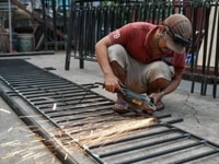 Tuyển gấp 3 thợ cơ khí dân dụng Tuyển gấp 3 thợ cơ khí dân dụng