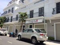 Cho thuê nhà trệt 2 lầu gần xe Ford 8 triệu tiện Văn phòng Cho thuê nhà trệt 2 lầu gần xe Ford 8 triệu tiện Văn phòng
