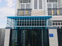 Bán nhà cực đẹp một trệt một lầu 2PN rộng rãi khu dân cư view sông mát Bán nhà cực đẹp một trệt một lầu 2PN rộng rãi khu dân cư view sông mát