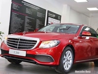 Bán xe Mercedes E200 Màu Đỏ Gần Như Mới 100% Chính Hãng Bán xe Mercedes E200 Màu Đỏ Gần Như Mới 100% Chính Hãng