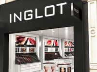 Nhân Viên Trang Điểm mỹ phẩm Inglot (Vincom Liễu Giai) Nhân Viên Trang Điểm mỹ phẩm Inglot (Vincom Liễu Giai)