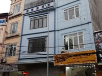 Cho thuê nhà mặt Phố Hàng gà , Hoàn Kiếm, Hà Nội. - Diện tích: : 90m2 Cho thuê nhà mặt Phố Hàng gà , Hoàn Kiếm, Hà Nội. - Diện tích: : 90m2