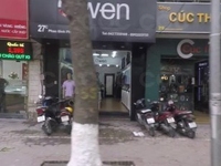 Cần sang nhượng cửa hàng thời trang phố Quán Thánh (Dt: 28m - MT: 5m) Cần sang nhượng cửa hàng thời trang phố Quán Thánh (Dt: 28m - MT: 5m)