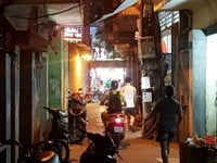 Quá rẻ cho Bom Tấn, Nhà lô góc, đếm Ngược. Quá rẻ cho Bom Tấn, Nhà lô góc, đếm Ngược.