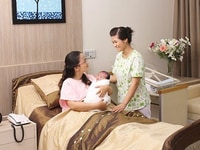 Cần người phụ giúp việc chăm em bé đang nhỏ. Cần người phụ giúp việc chăm em bé đang nhỏ.