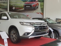Mua xe Outlander 2019, hỗ trợ vay đến 80% Mua xe Outlander 2019, hỗ trợ vay đến 80%