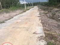 Đất chính chủ có sổ riêng cho từng lô.nằm ngay trung tâm thị trấn Đất chính chủ có sổ riêng cho từng lô.nằm ngay trung tâm thị trấn
