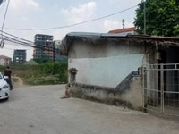 Cần bán nhà nát MT đường 60, P. Thảo Điền, Q2. DT đẹp để xây CHDV Cần bán nhà nát MT đường 60, P. Thảo Điền, Q2. DT đẹp để xây CHDV