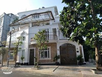 Cần bán gấp biệt thự góc 2 MT đường số 34 khu ao sen tên lửa. 178m2 Cần bán gấp biệt thự góc 2 MT đường số 34 khu ao sen tên lửa. 178m2