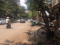 Bán tòa nhà mặt phố Tuệ Tĩnh, đoạn đầu phố, gần ngã tư giao phố Huế. Bán tòa nhà mặt phố Tuệ Tĩnh, đoạn đầu phố, gần ngã tư giao phố Huế.