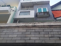 Cho thuê rất gấp căn nhà ngang 5 dài 18m 3 lầu đường Phạm Huy Thông Cho thuê rất gấp căn nhà ngang 5 dài 18m 3 lầu đường Phạm Huy Thông